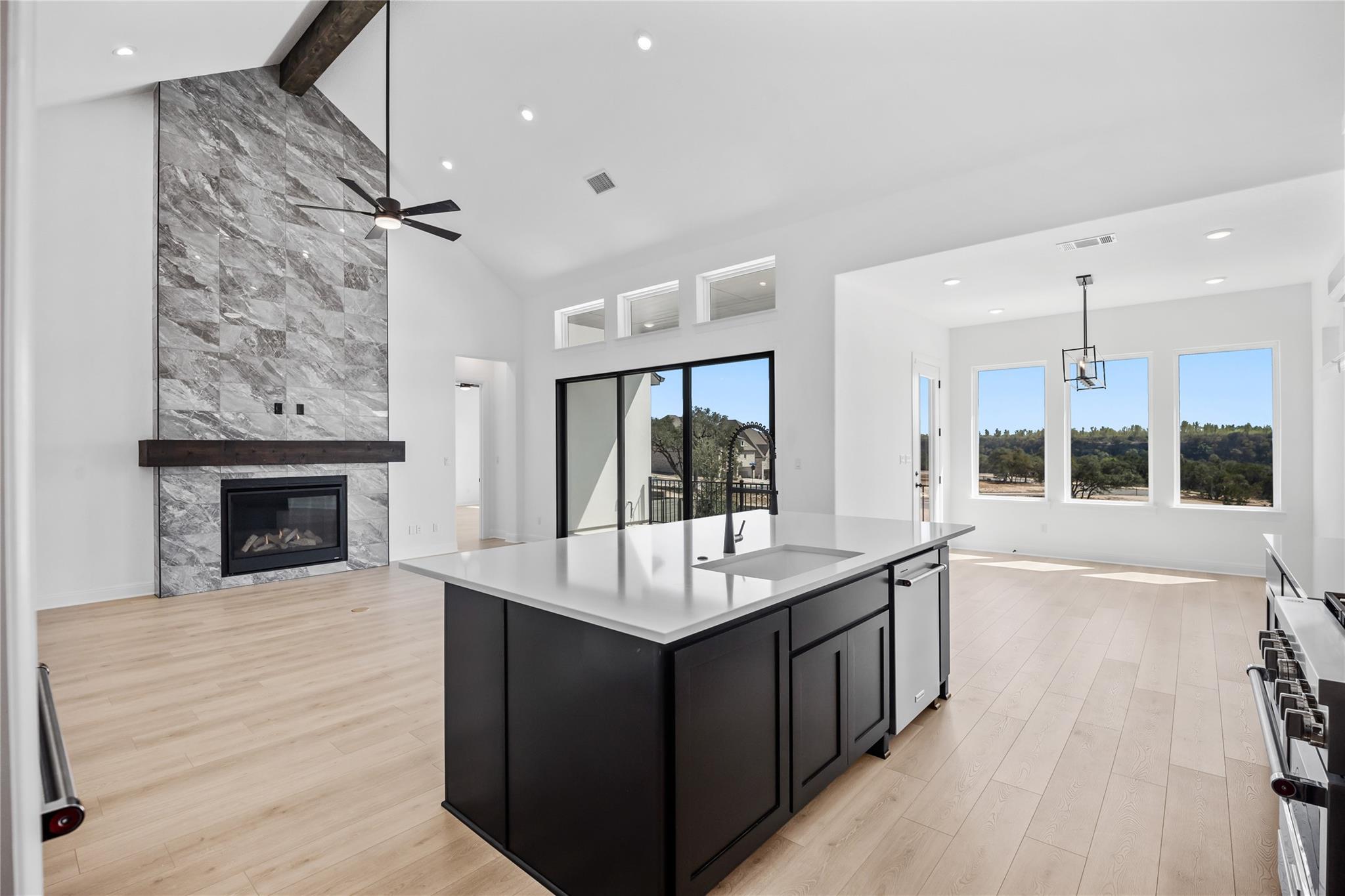 3213 Lookout Mountain RD