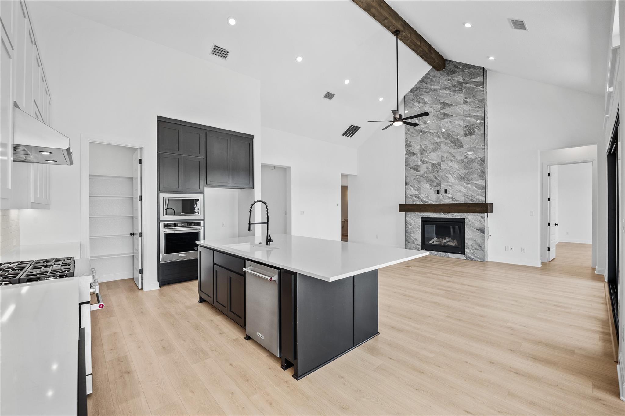 3213 Lookout Mountain RD