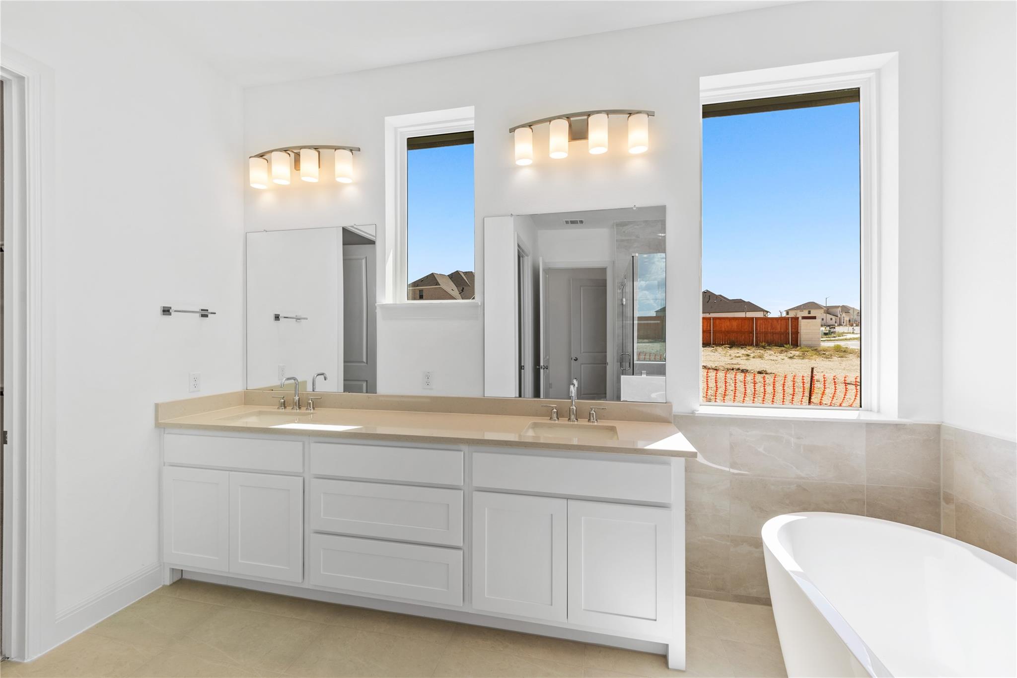 905 S Hemingway LOOP