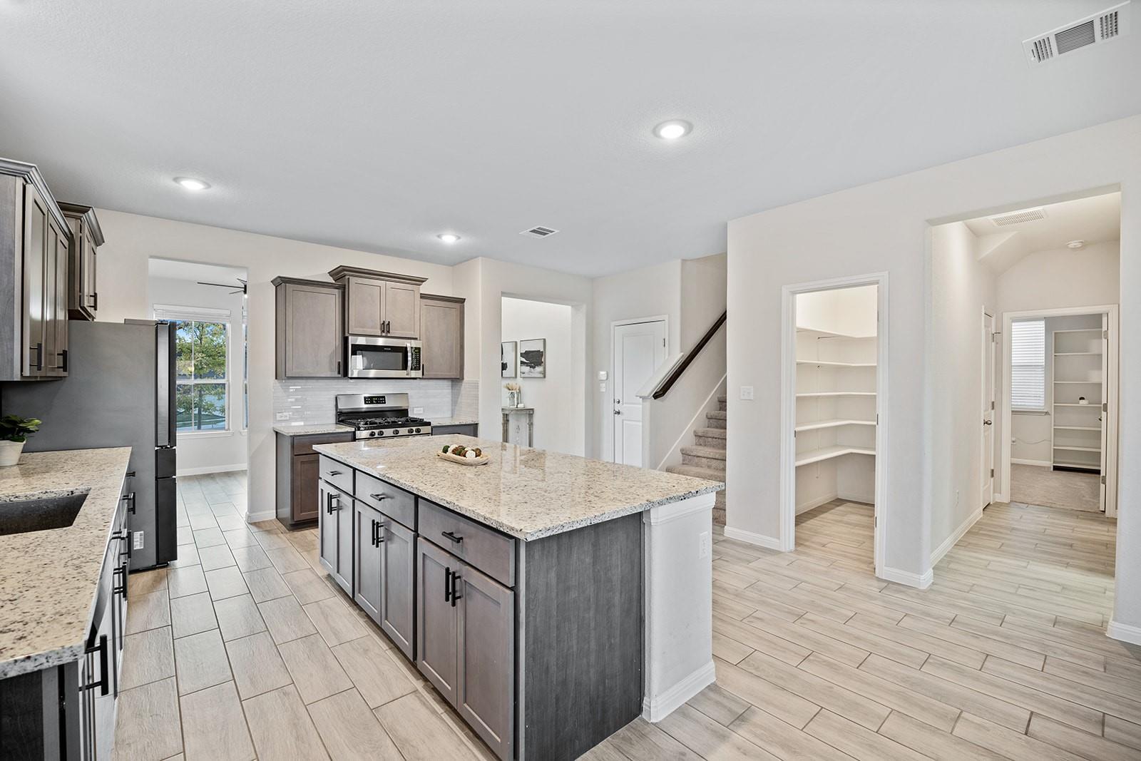 309 Greenway DR