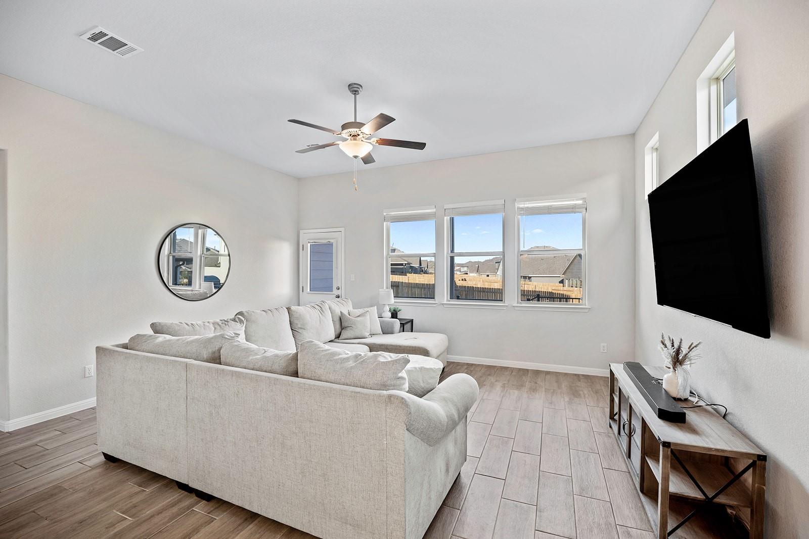 309 Greenway DR
