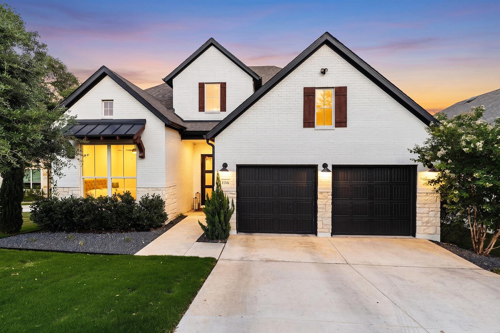 1116 River TRCE