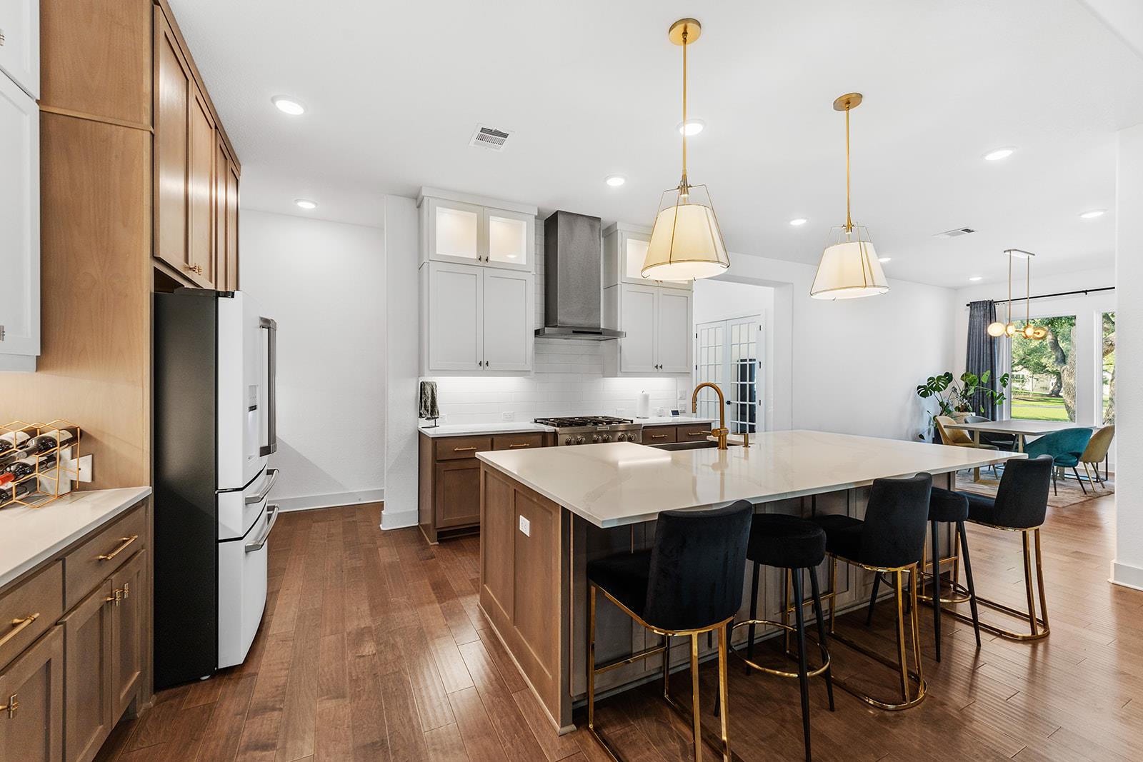1116 River TRCE
