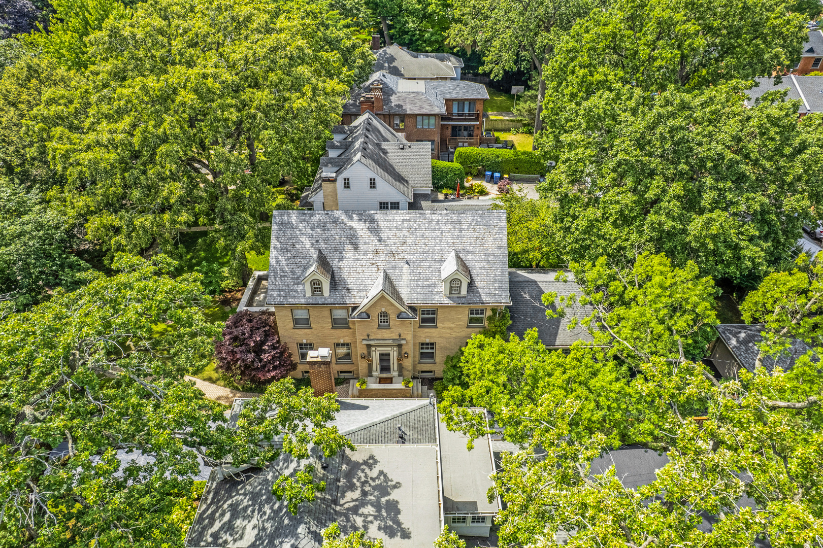 836 Chestnut Avenue