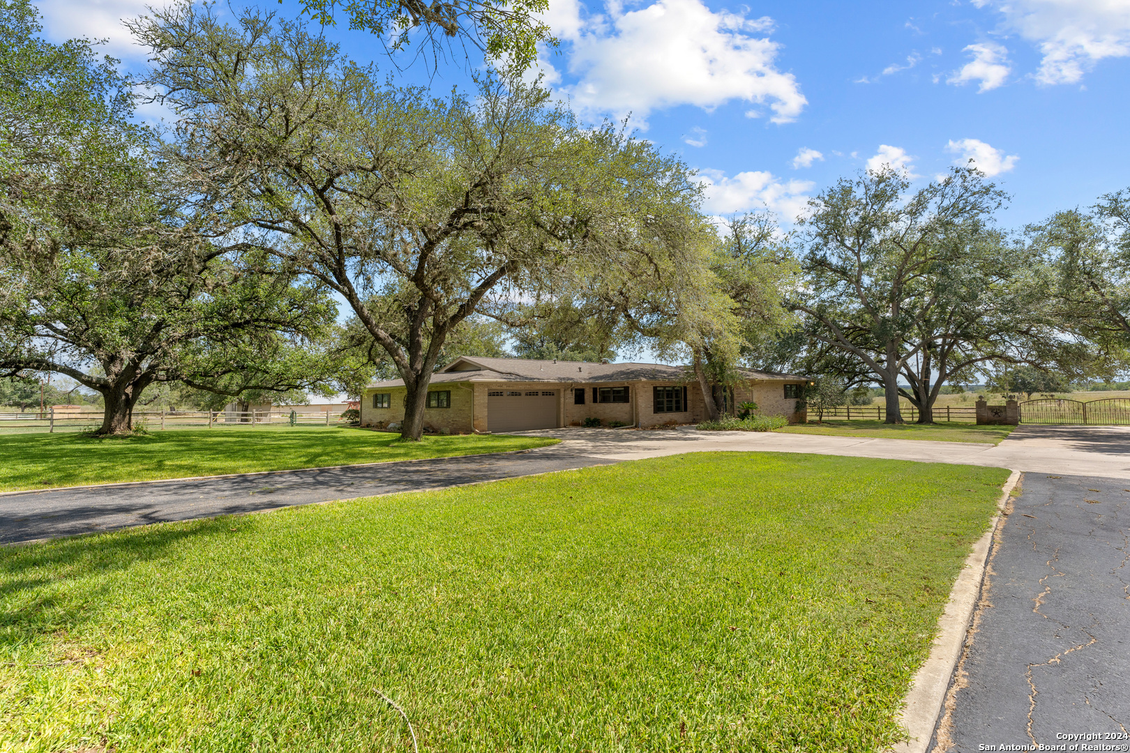 435 PINE MEADOW RD