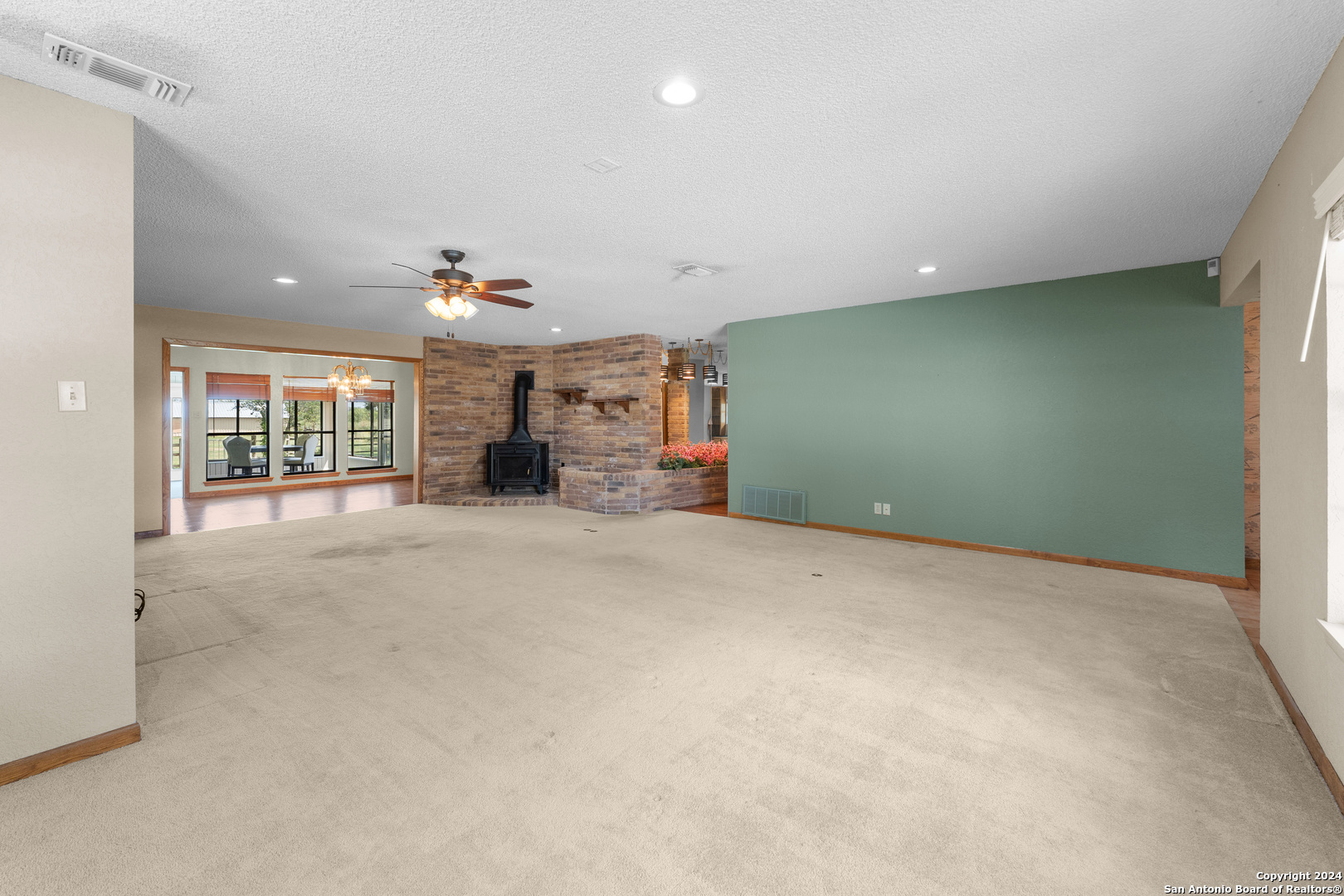 435 PINE MEADOW RD