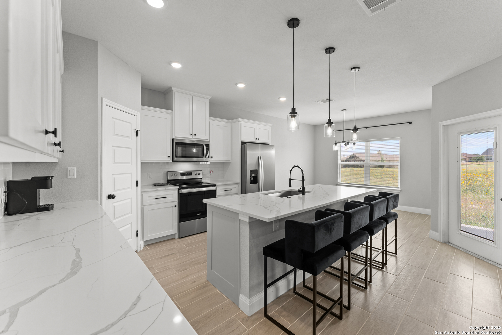 113 Pine Valley