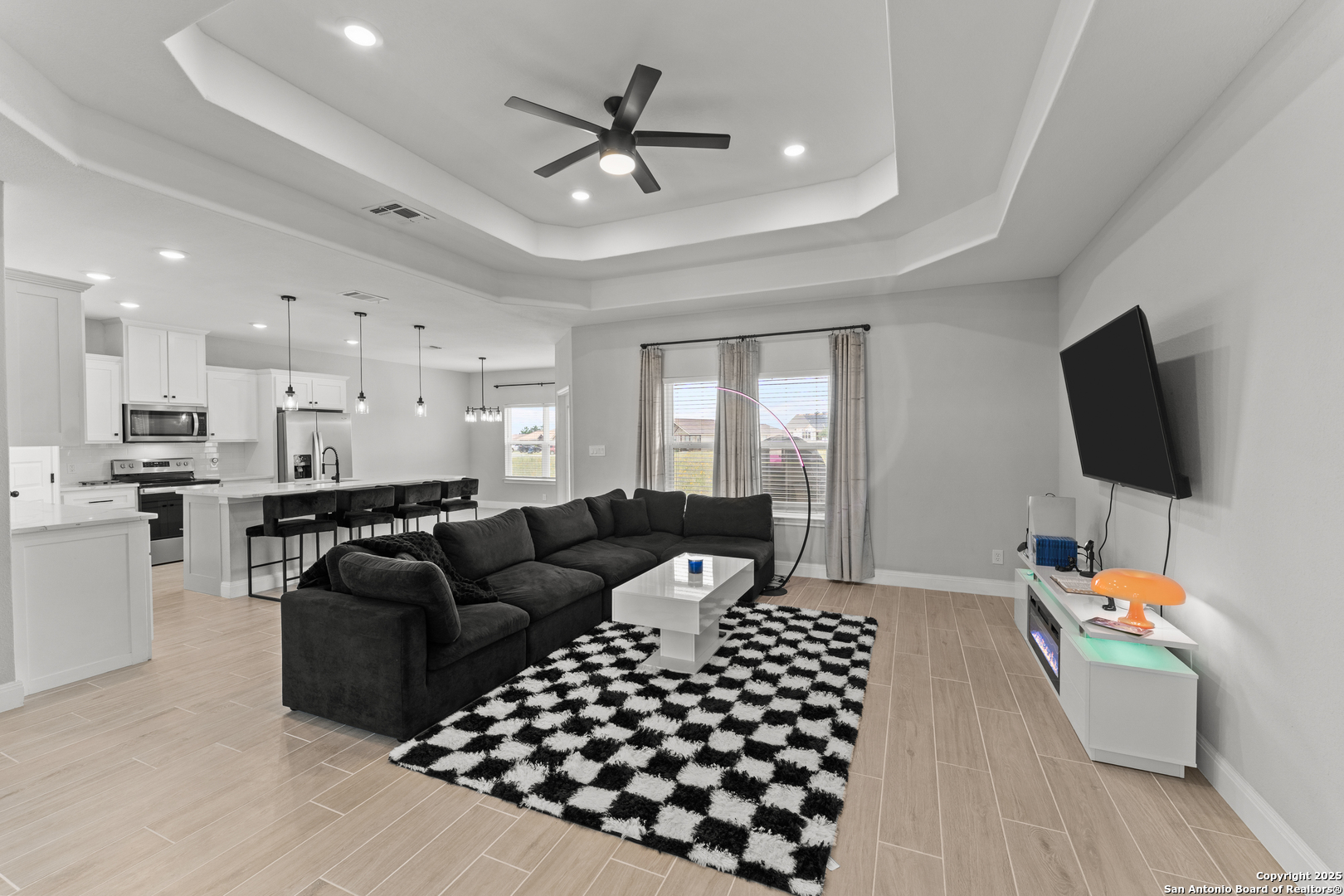 113 Pine Valley