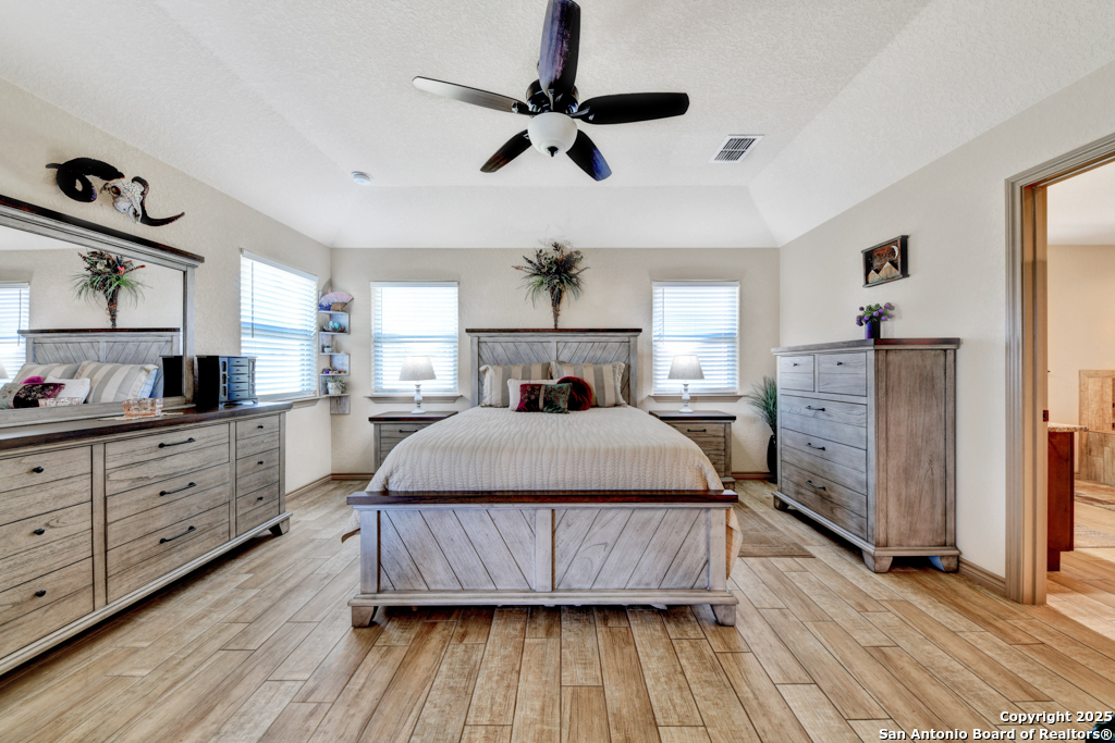 157 Turnberry