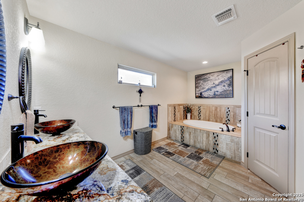 157 Turnberry