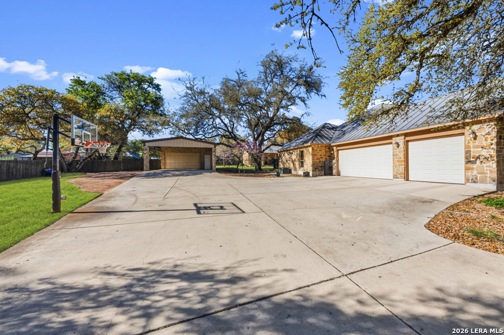 124 Copper Creek