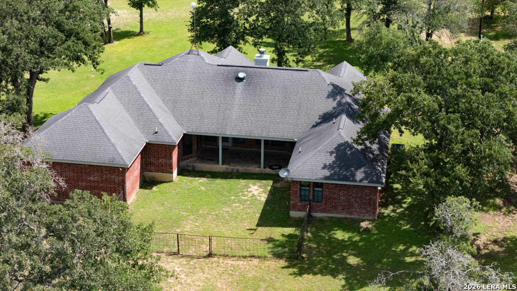 124 ROSEWOOD DR