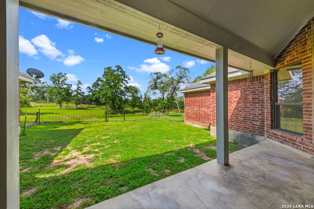 124 ROSEWOOD DR