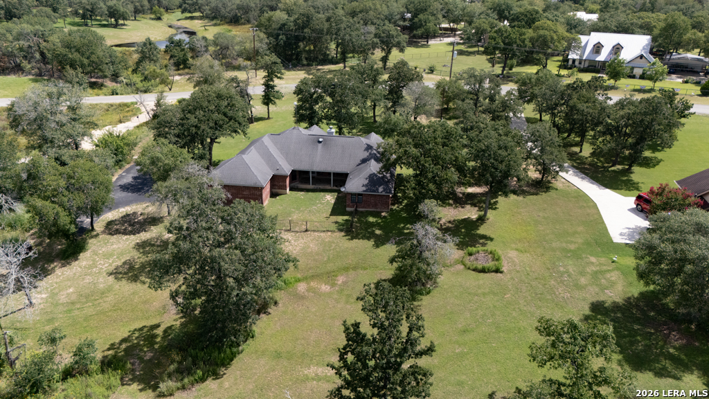 124 ROSEWOOD DR