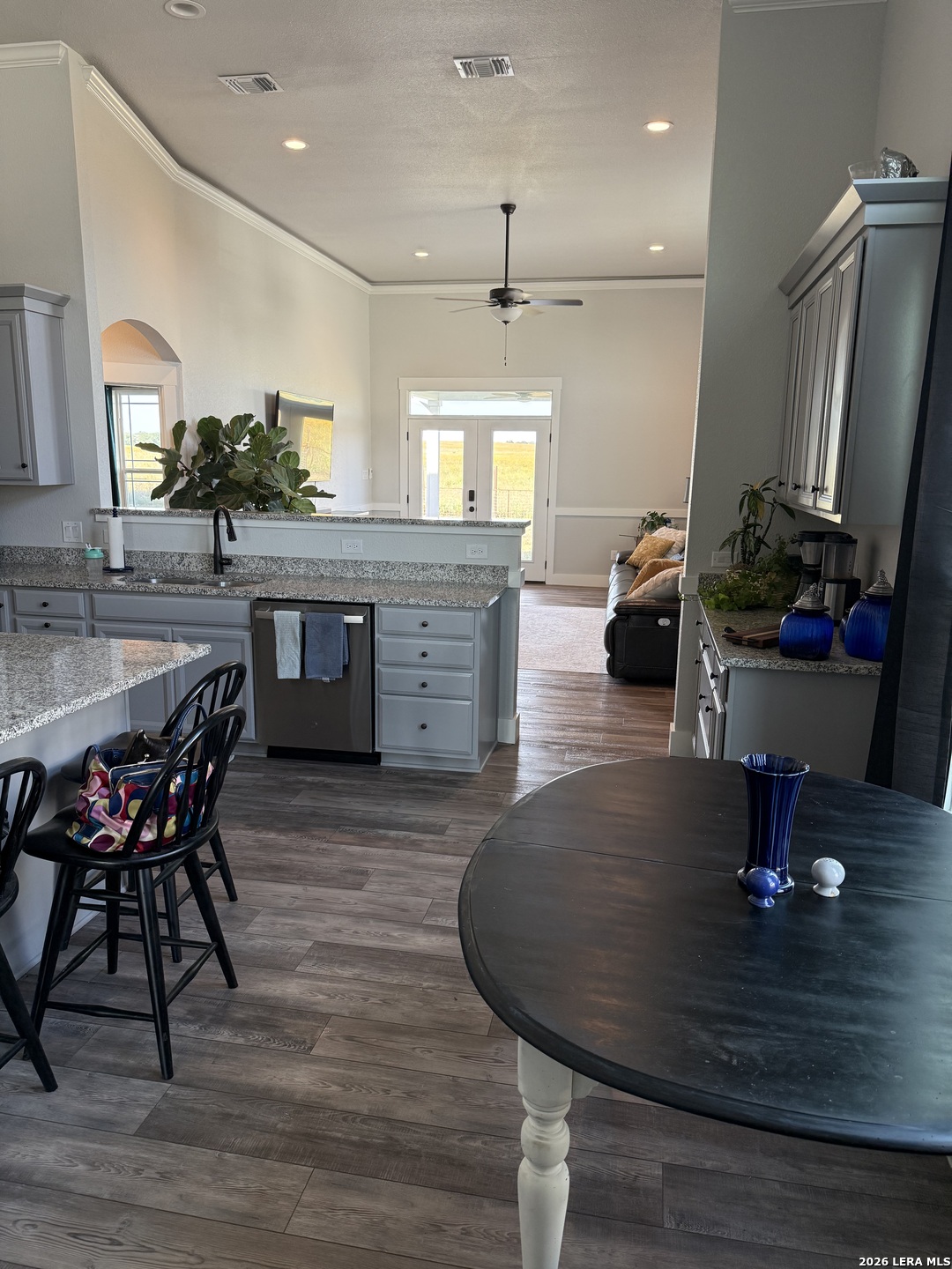 200 TURNBERRY DR