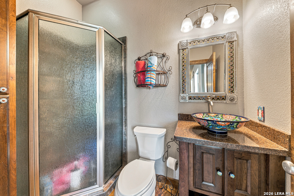 507 ENCHANTED OAK DR