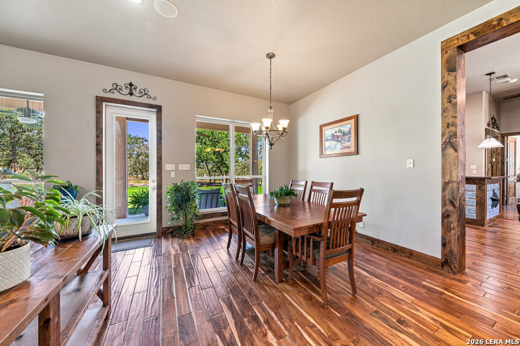 507 ENCHANTED OAK DR
