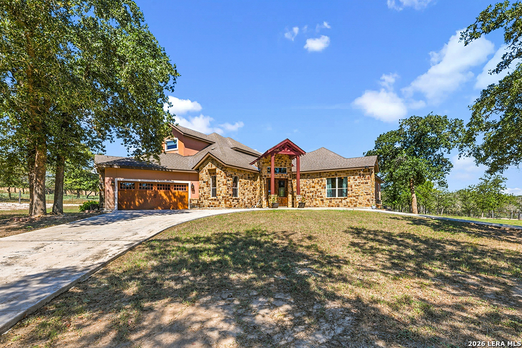 507 ENCHANTED OAK DR