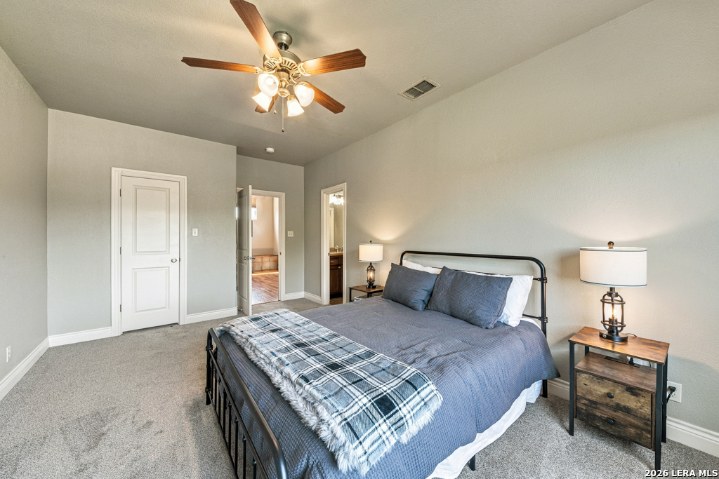 507 ENCHANTED OAK DR