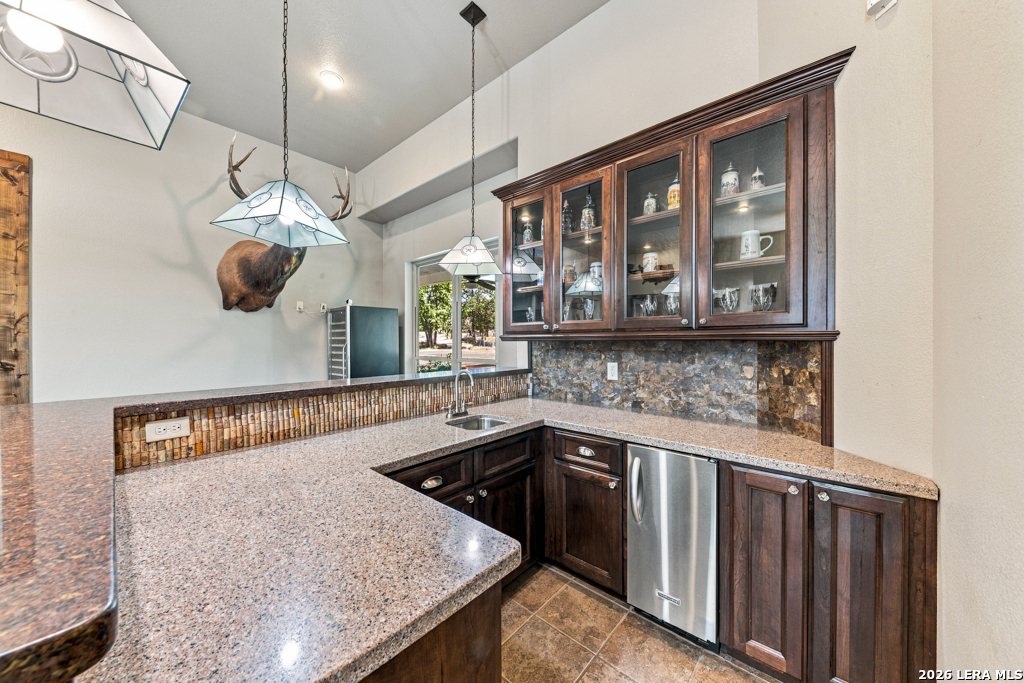 507 ENCHANTED OAK DR
