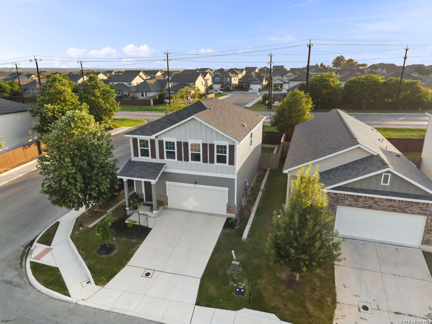 4905 Hallies Garden
