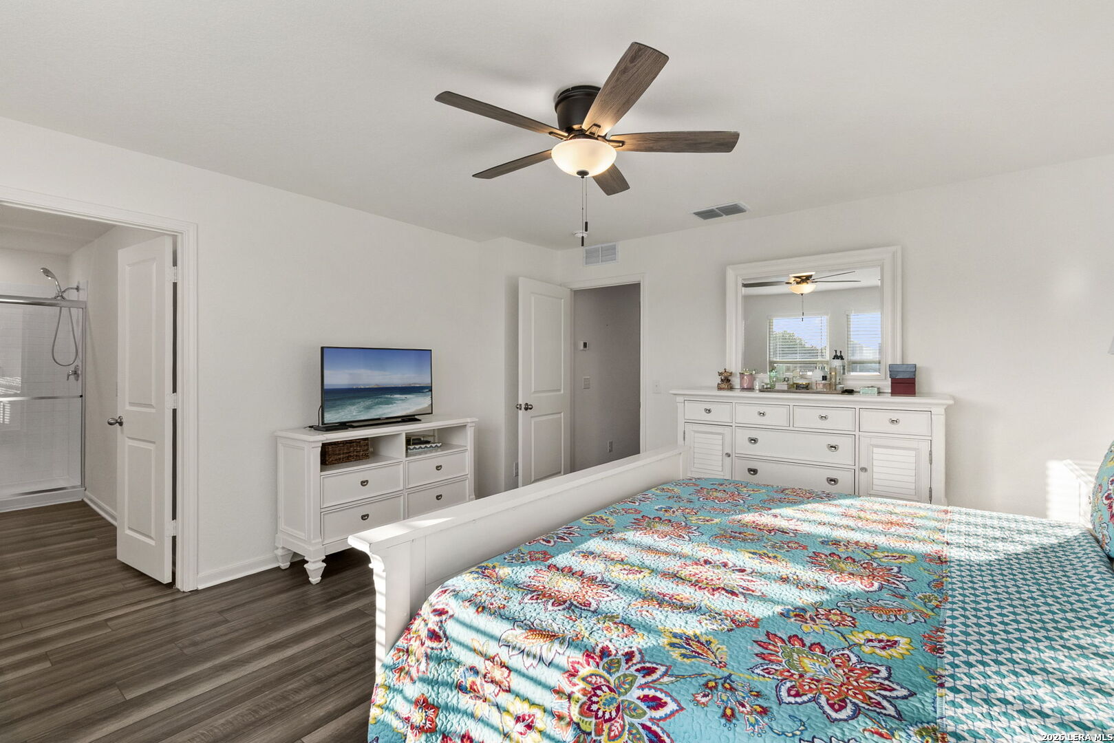 4905 Hallies Garden
