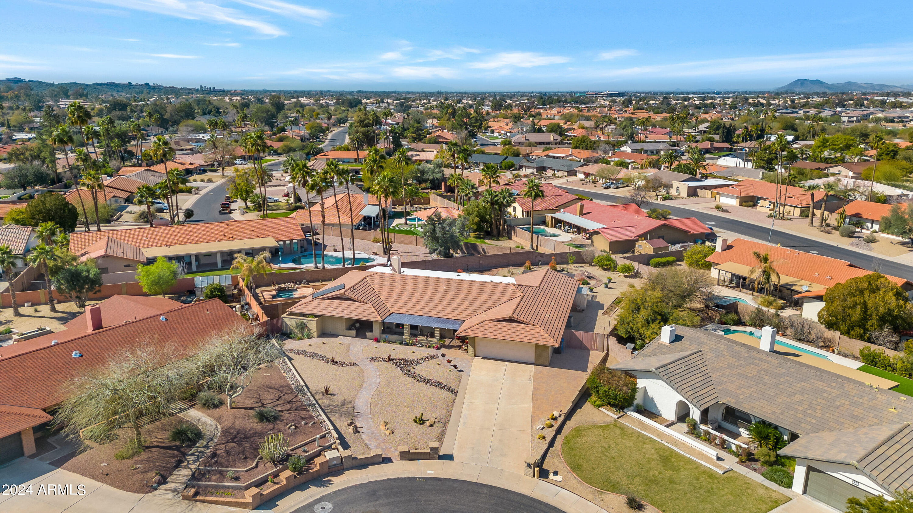 214 E Marconi Avenue
