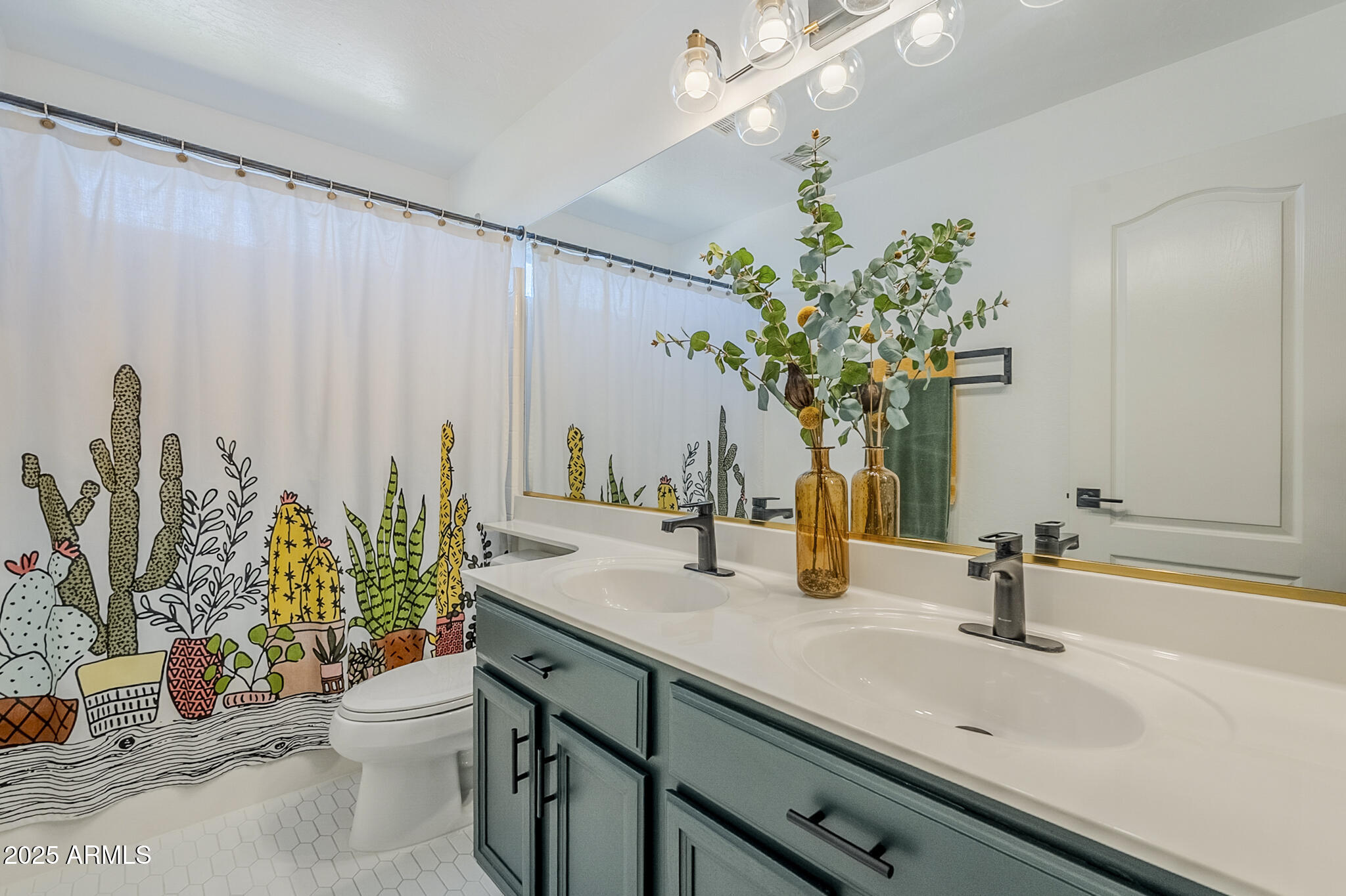 1248 E VICTOR HUGO Avenue, Phoenix