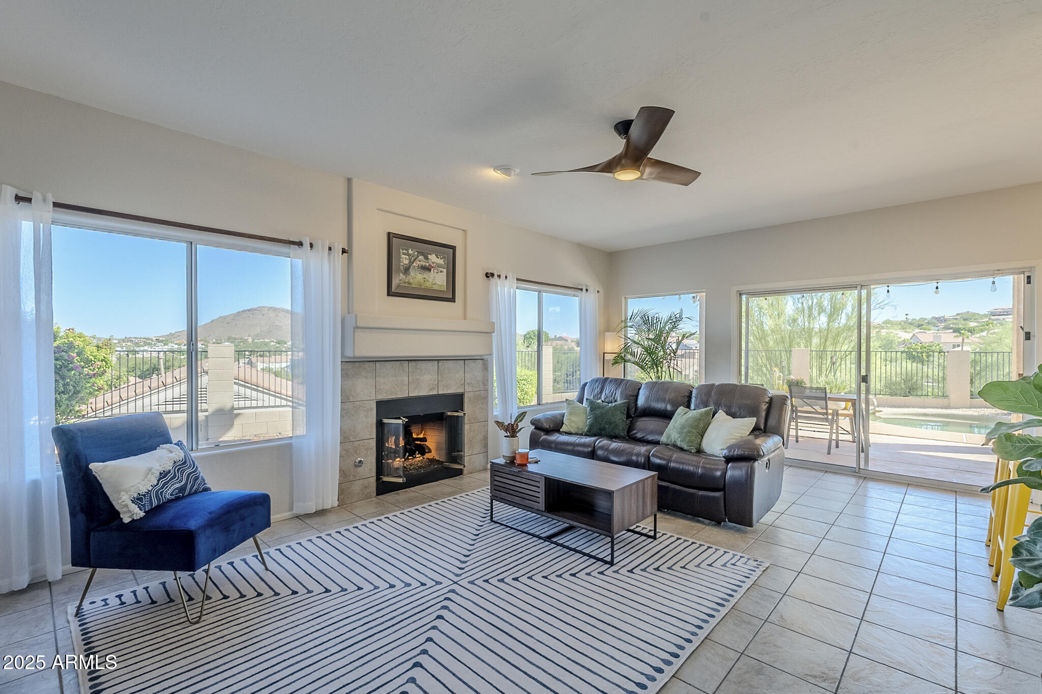 1248 E VICTOR HUGO Avenue, Phoenix