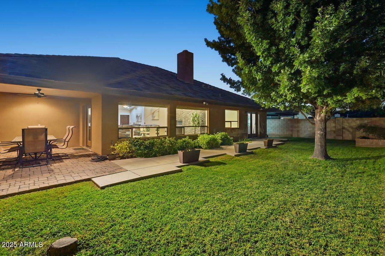 2532 E PIERSON Street