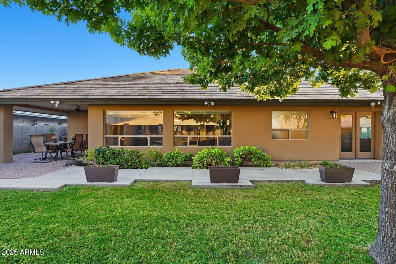 2532 E PIERSON Street