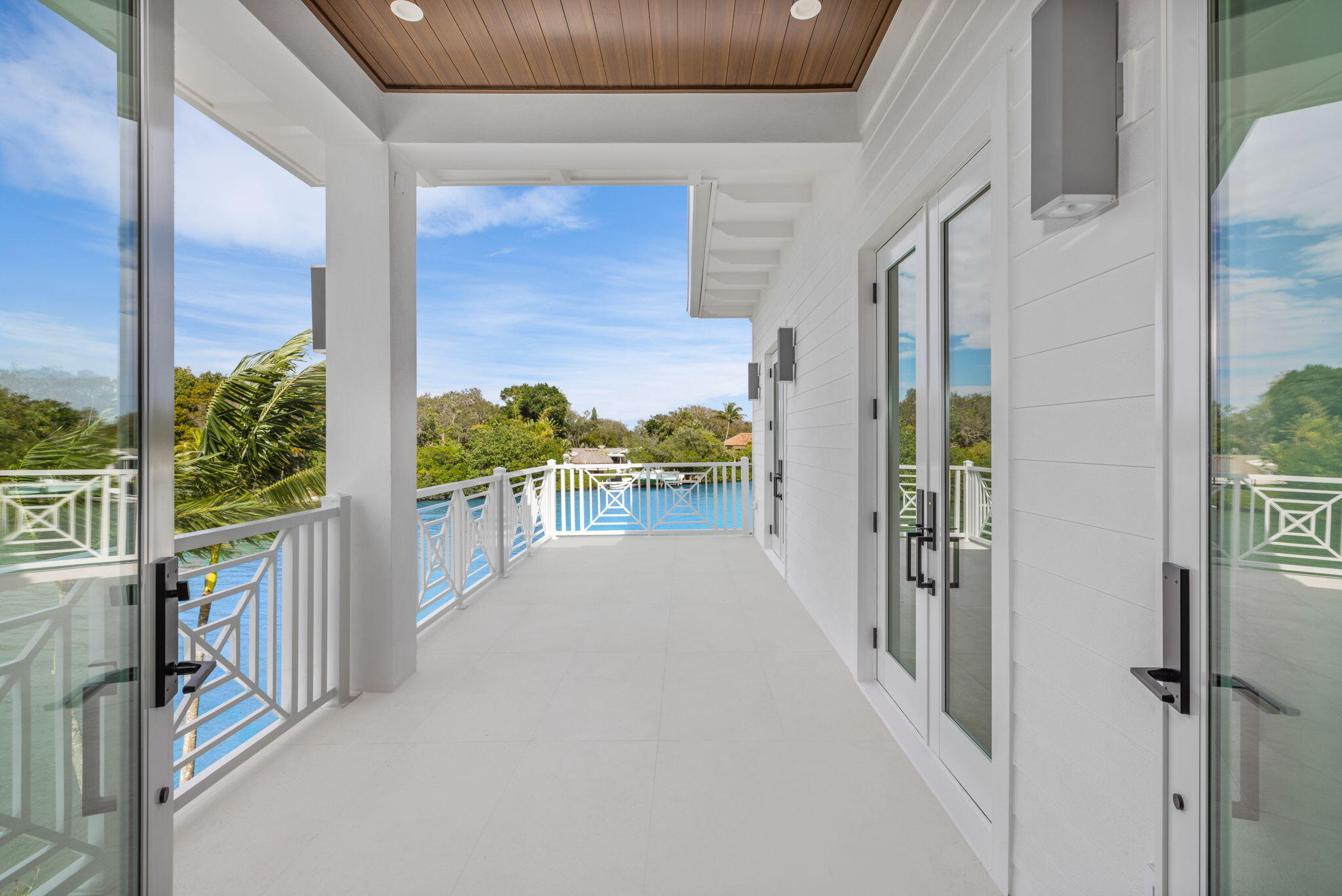 1300 Peninsular Road