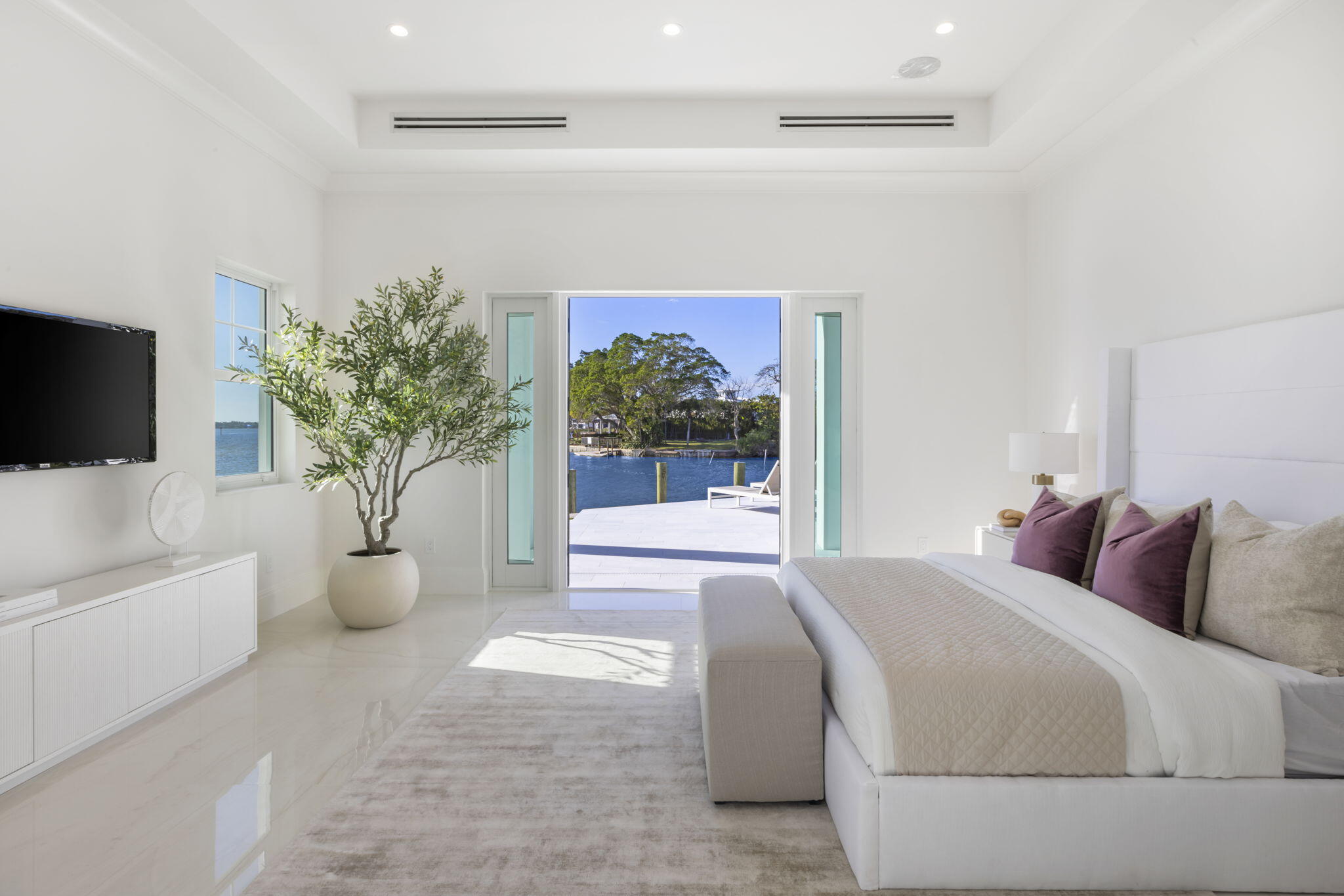 1300 Peninsular Road