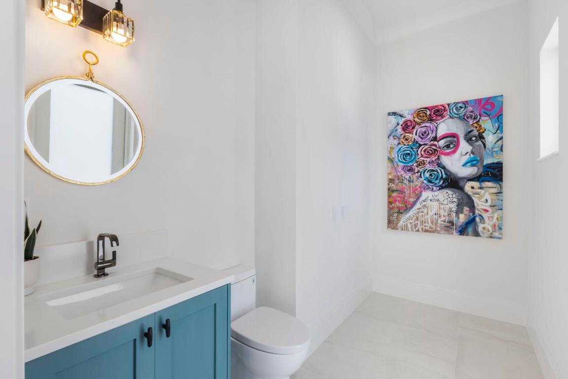 1300 Peninsular Road