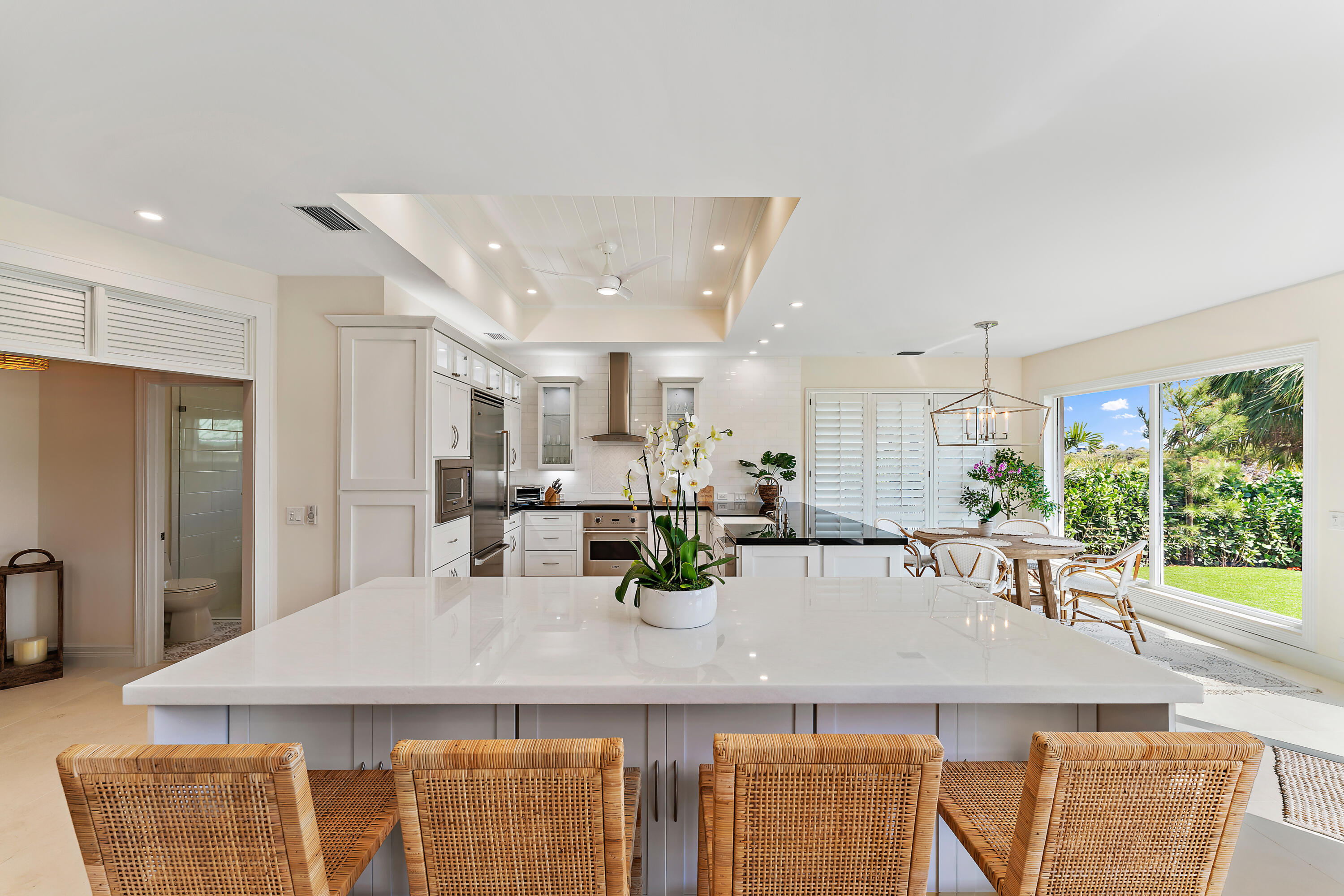 28 Coconut Lane