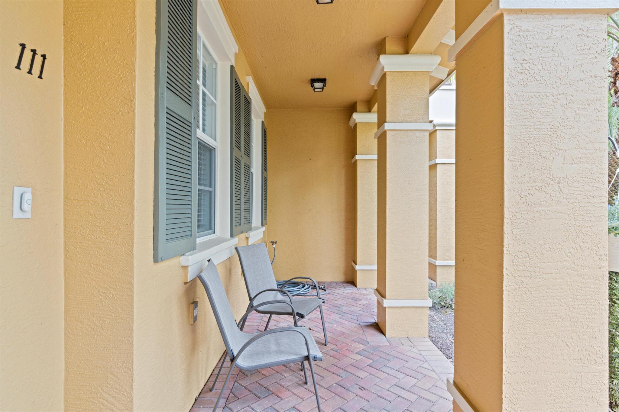 111 E Thatch Palm Circle