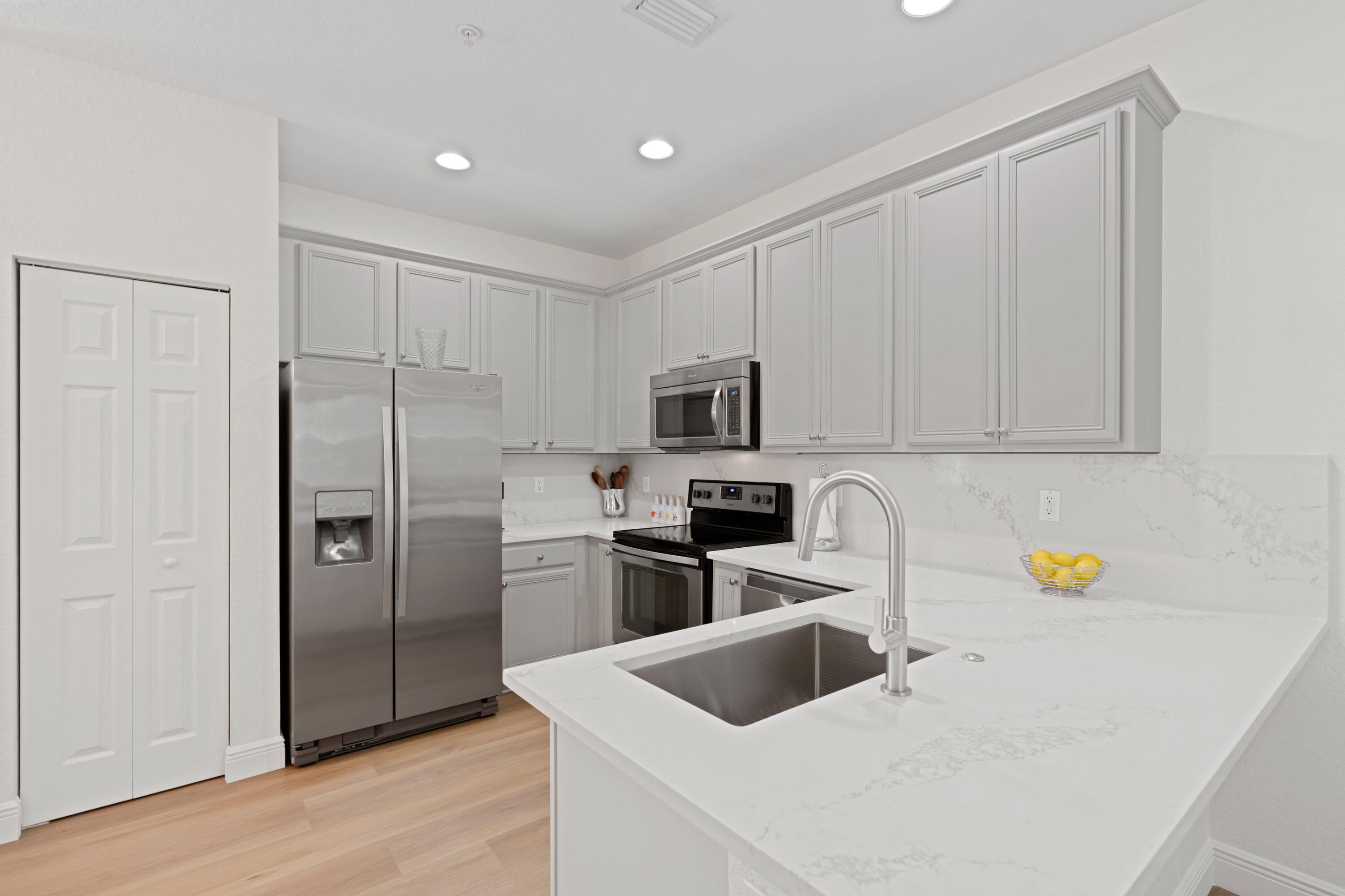 111 E Thatch Palm Circle