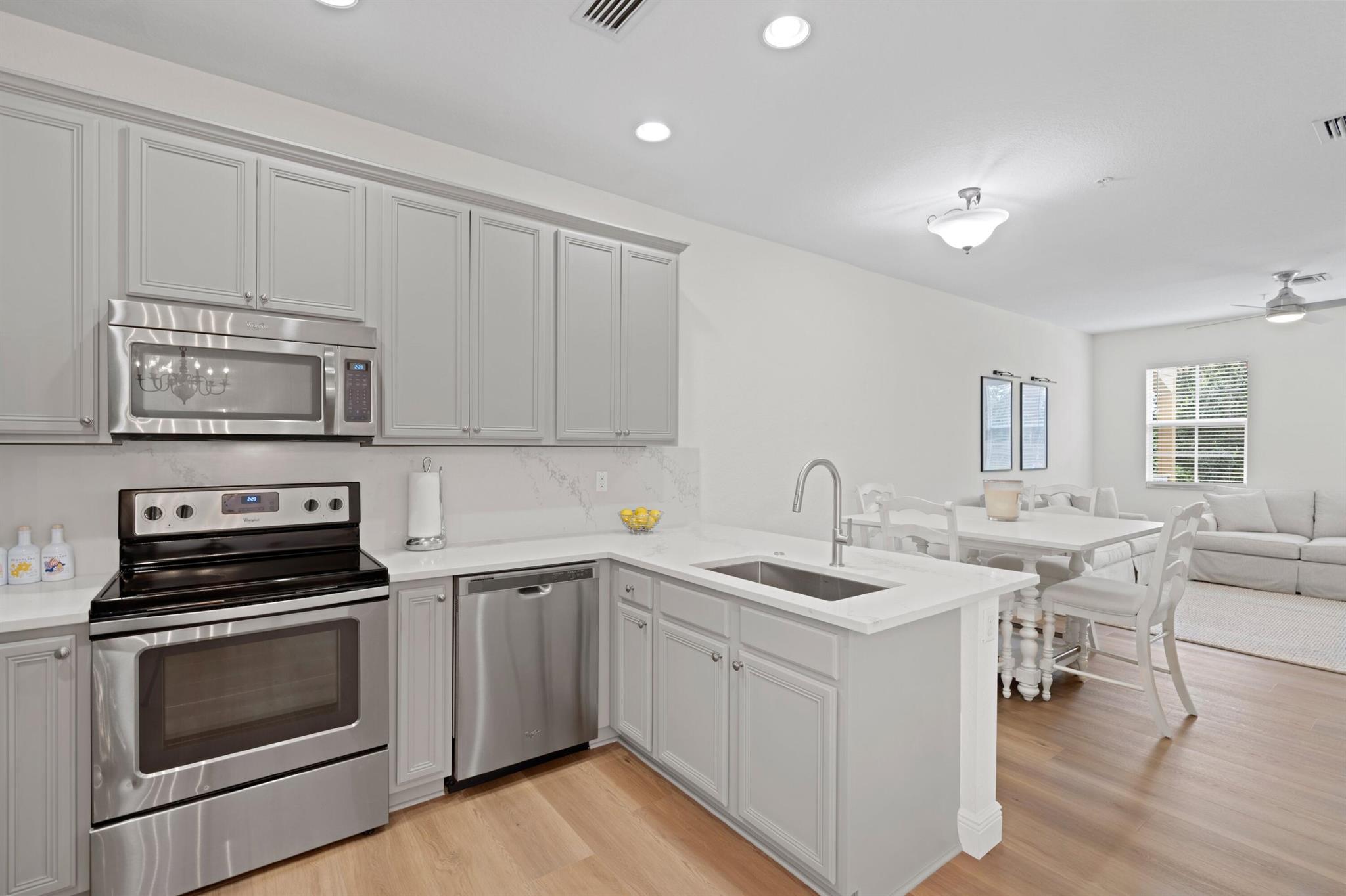 111 E Thatch Palm Circle