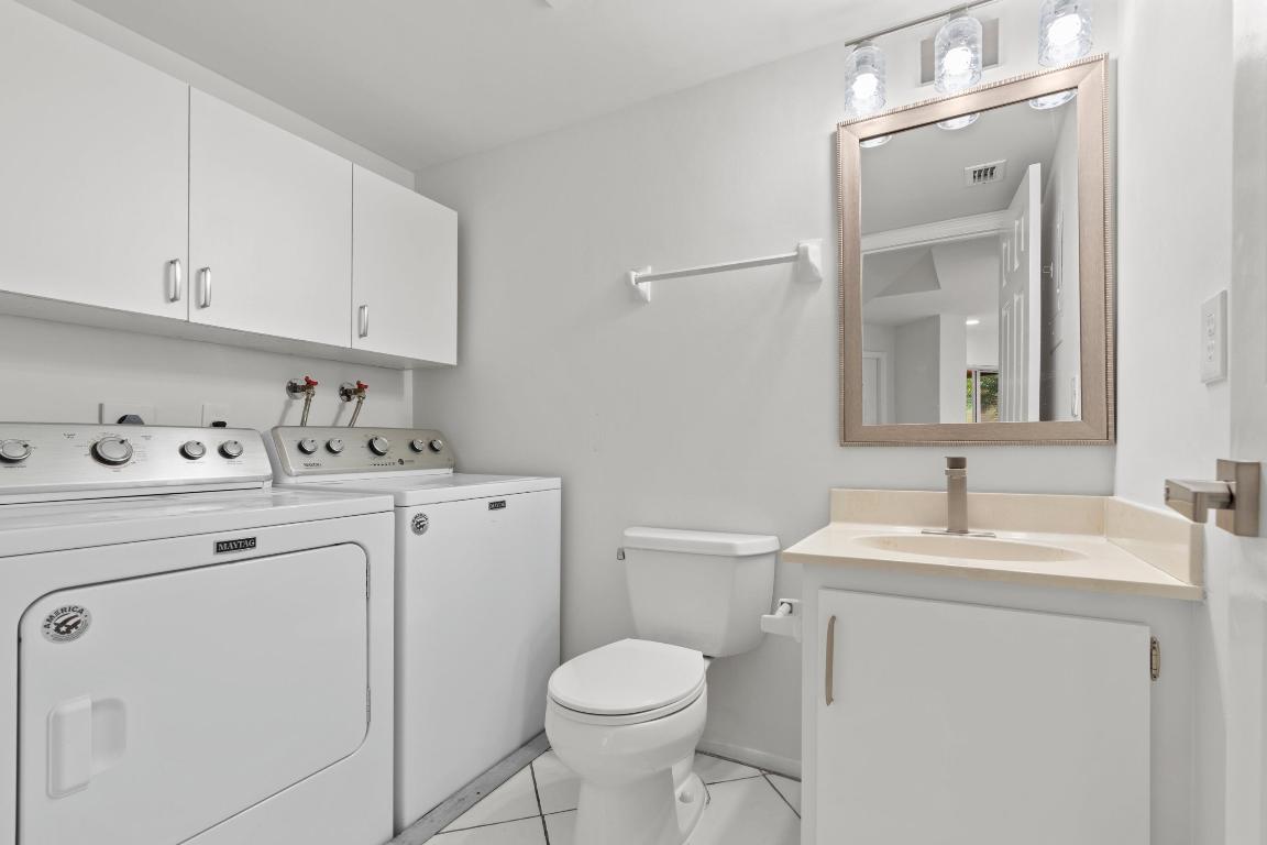 136 Seabreeze Circle