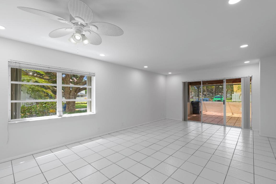 136 Seabreeze Circle