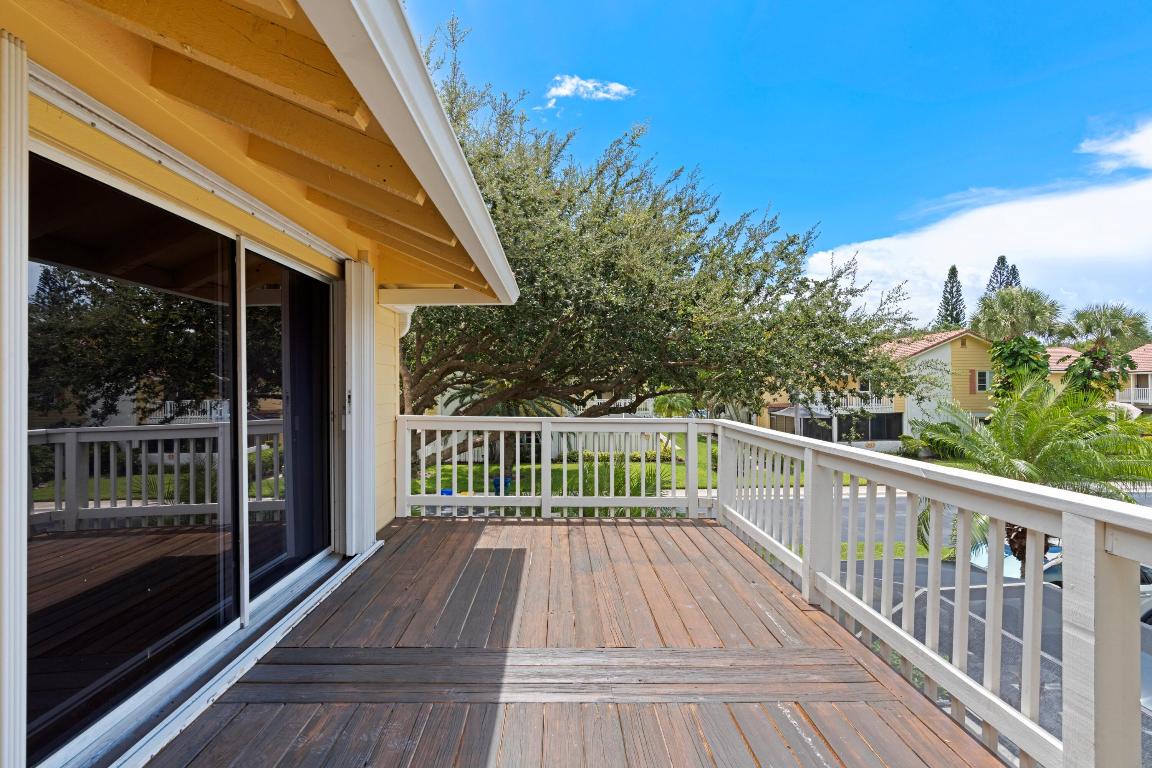 136 Seabreeze Circle