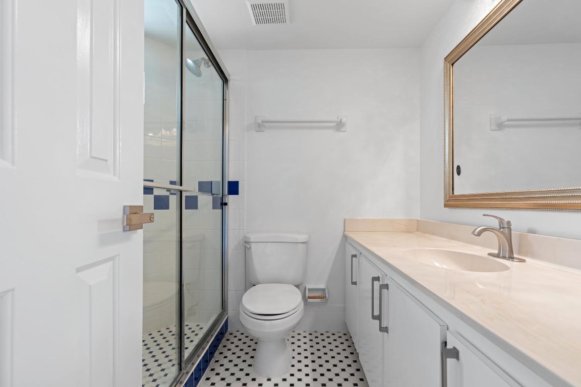 136 Seabreeze Circle