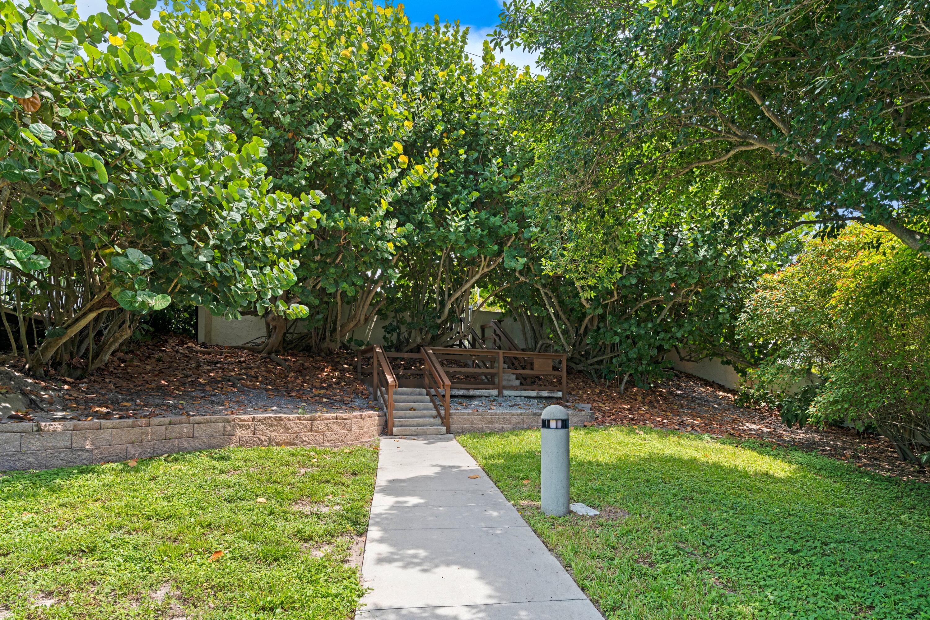 136 Seabreeze Circle