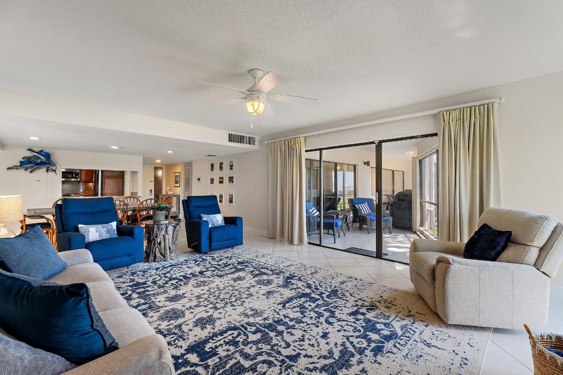 1618 Twelve Oaks Way 104