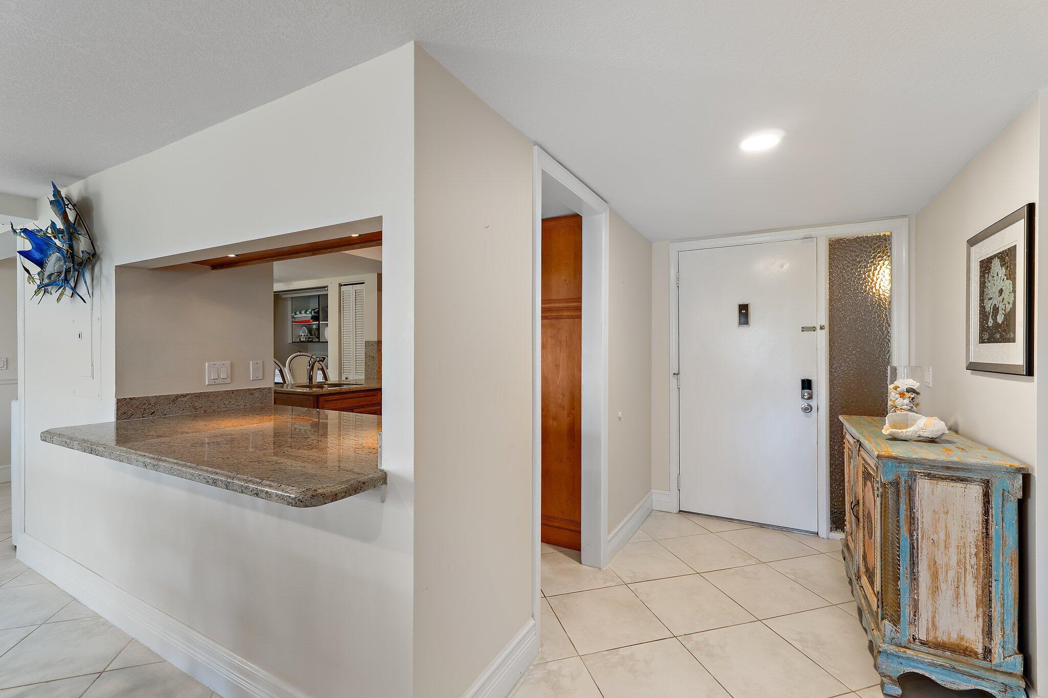 1618 Twelve Oaks Way 104