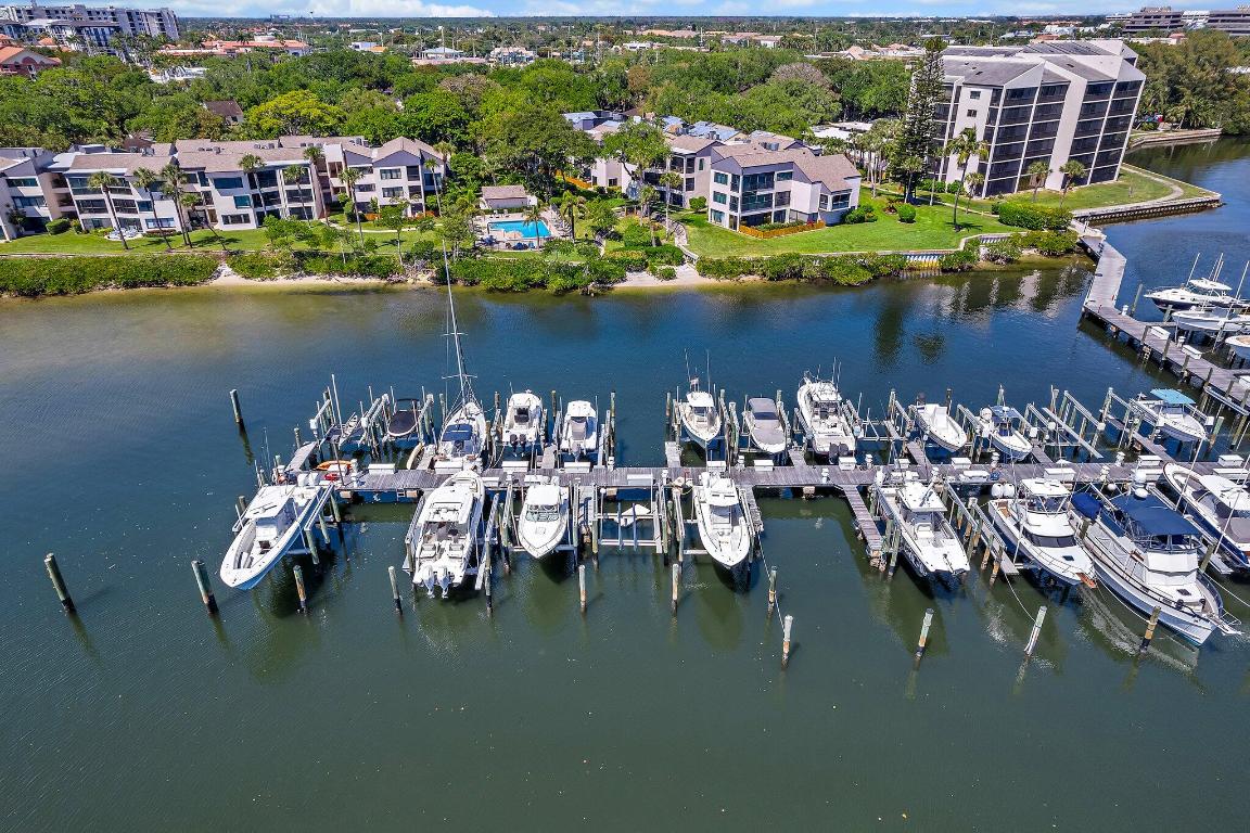 1618 Twelve Oaks Way 104