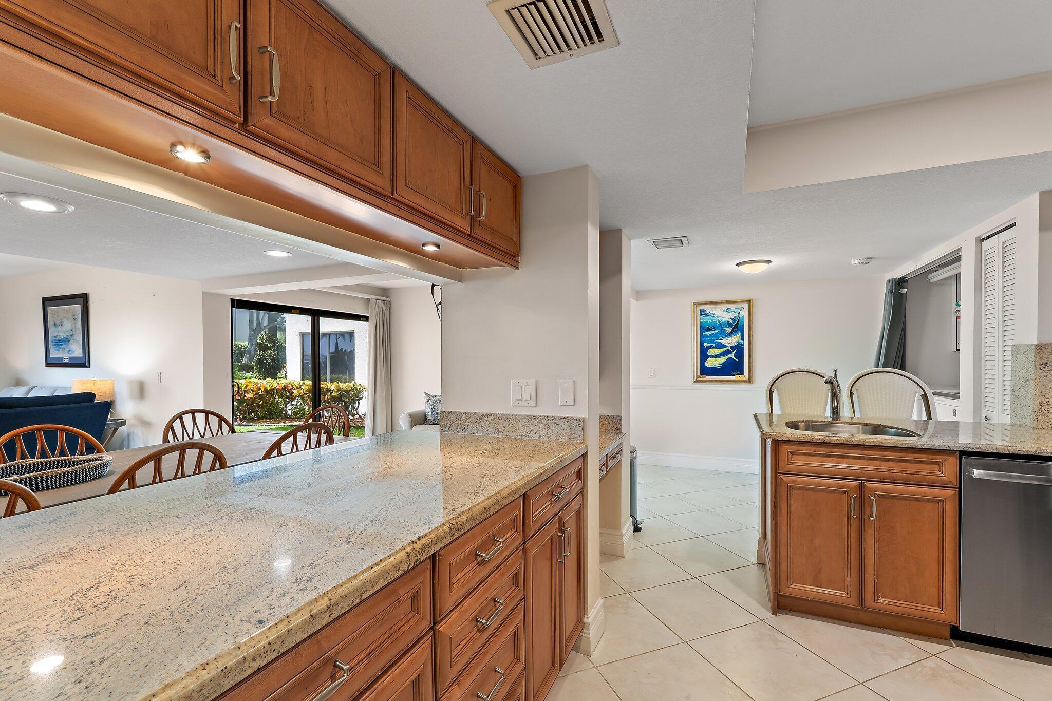 1618 Twelve Oaks Way 104