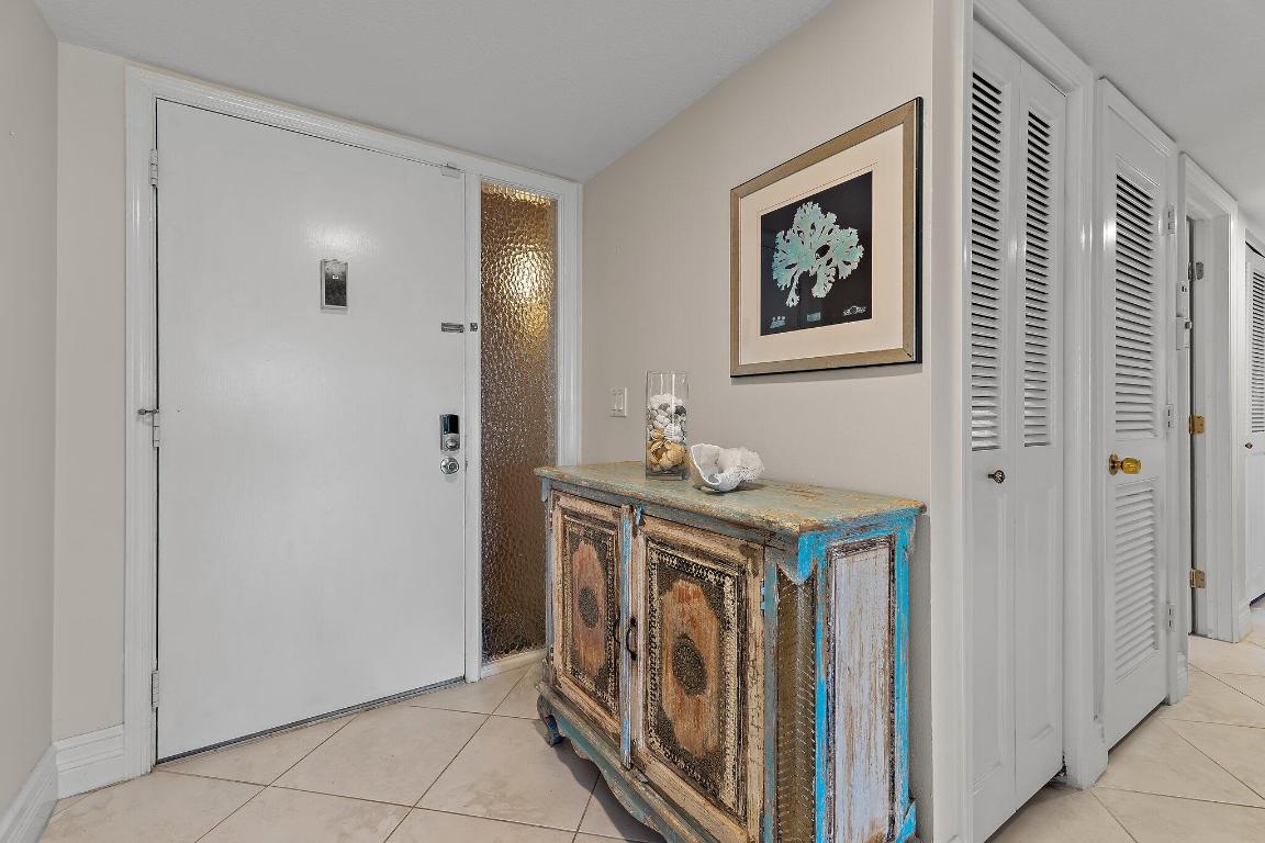 1618 Twelve Oaks Way 104