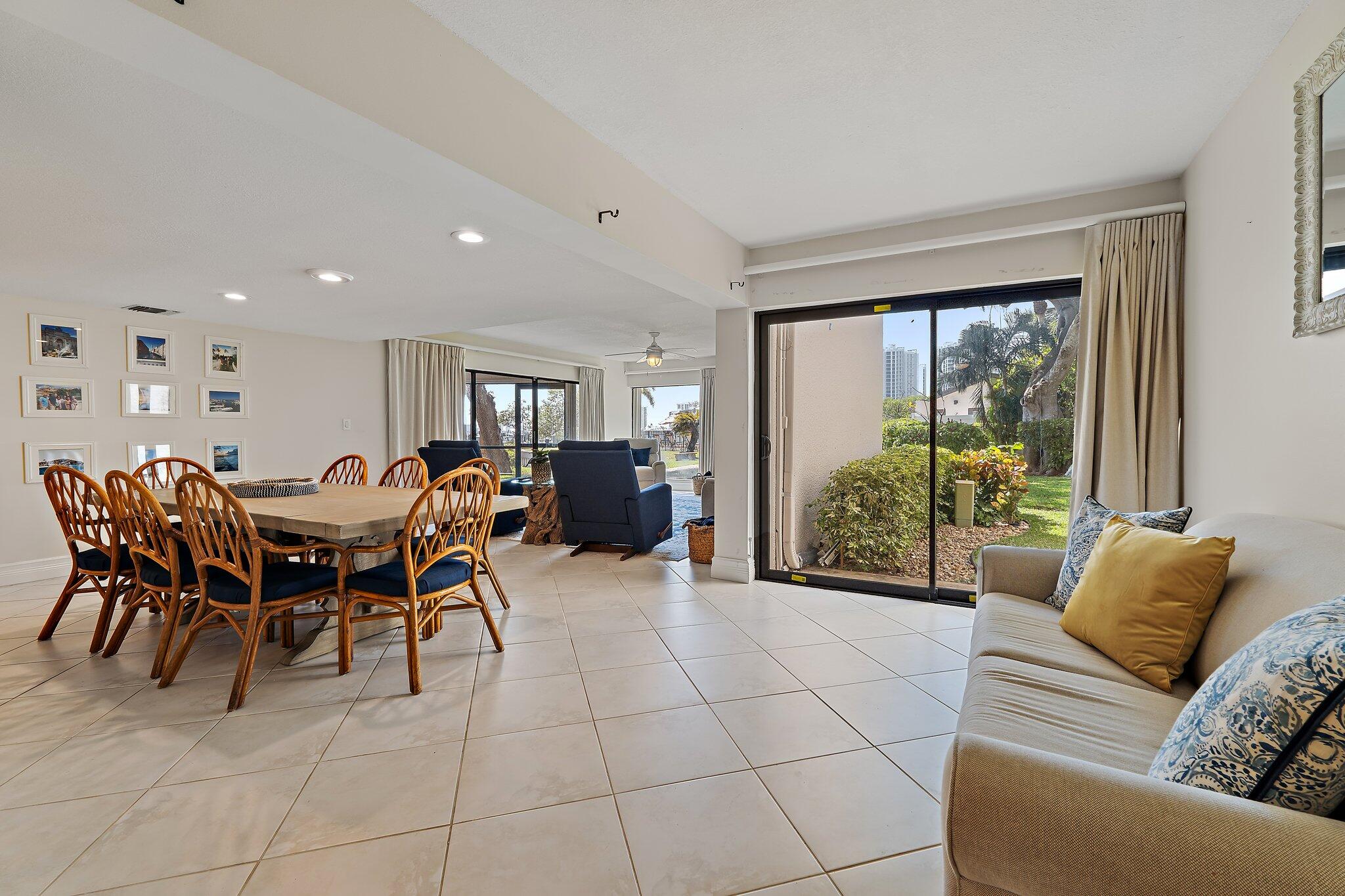 1618 Twelve Oaks Way 104