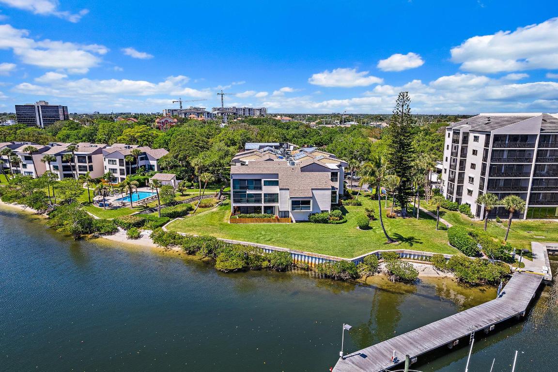 1618 Twelve Oaks Way 104